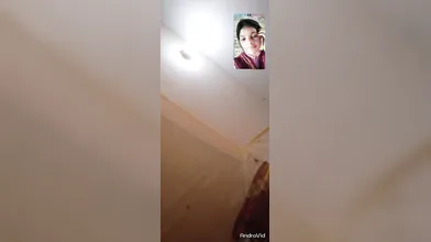 Bangladeshi girl pussy fingering