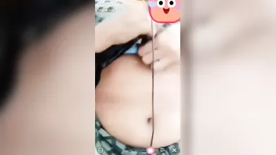 Gouthami reddy manthena sexy in green saree removing blouse Hot bra showing big juicy boobs & pussy in video call ???