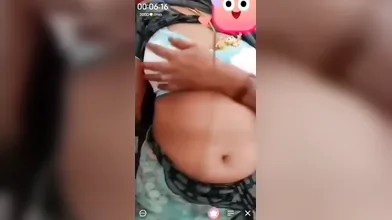 Gouthami reddy manthena sexy in green saree removing blouse Hot bra showing big juicy boobs & pussy in video call ???