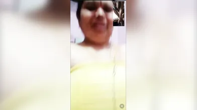 Telugu chubby aunty chamet nude show
