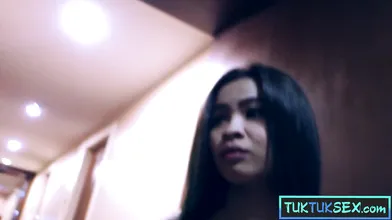 Busty Thai teen amateur street pick up for xxx in his hotel room