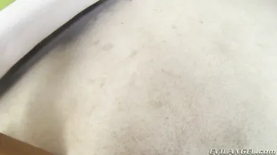 Tanlines #04, Scene #02