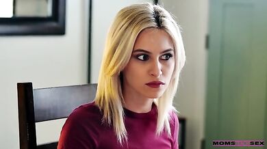 Thankful For My Stepmoms Titties - S14:E4