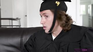 Stepsons Graduation Day - S16:E1