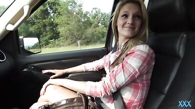 Petite Blonde Pov - S1:E13