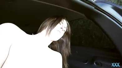 Looking For Tits - S1:E8