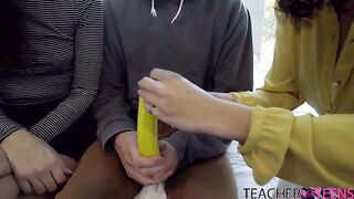 Sex Ed - S2:E1