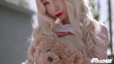 June 2021 Flavor Of The Month Kenzie Reeves - S1:E10