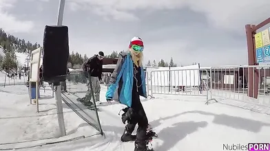Snow Bunnies 3 - S1:E3