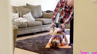 Yoga With Daddy - S2:E5