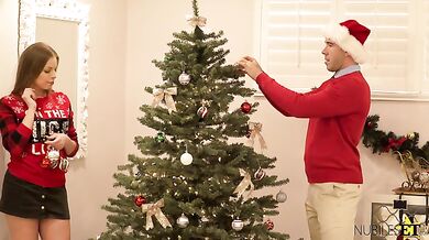Nubile Lampoons Xxxmas Vacation - S3:E5