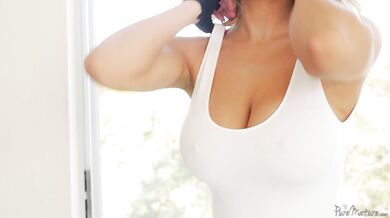 Insta-MILF