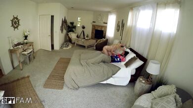 Stepsis Unwraps Stepbro’s Package on Xmas