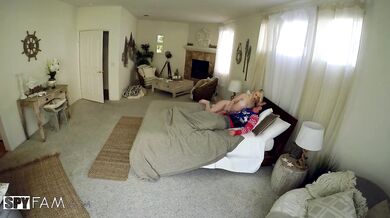 Stepsis Unwraps Stepbro’s Package on Xmas