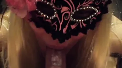 Masked girlfriend gives nice blowjob