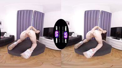 Kinky sex practice on couch
