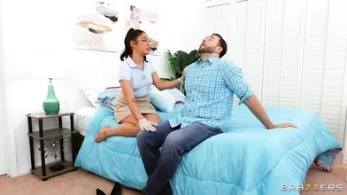 Midwife Helps Pregnant Lady w Horny Boyfriend! BRAZZERS Vids