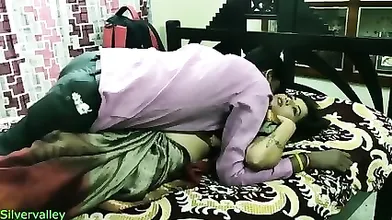 Desi Hot Xxx Bhabhi Having Sex With Devor:: Enjoy Super Sexy Bhabhi Sex Video - Savita Bhabhi