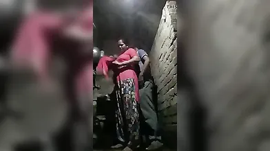 Desi Mature Bhabi Record Her Video
