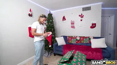 BangBros: Elf on a Cock on PornHD with Freya Von Doom
