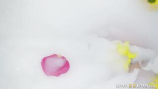 Asian babe pleases hung black dude