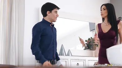 BRAZZERS Fucked Right in the Pussy at Etiquette Skewl