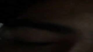 Turkish Teen Gives Handjob In The Car