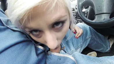Girl Swallows Cum In Car