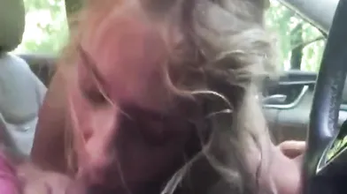 Wild Chick Sucking A Cock In The Car Like Crazy