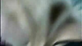 Blonde Likes To Fuck In The Car