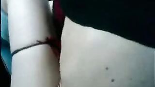 Blonde Likes To Fuck In The Car