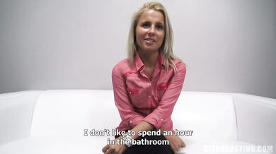 Cute Amateur Gets Naked
