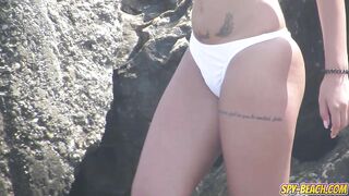 Sexy Topless Amateur Teens - Voyeur Beach Photo Session