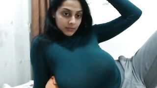 Big Tits Milf Cam Show