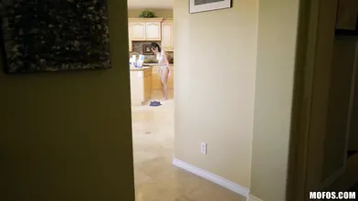 Kitchen sex with hot tattooed babe