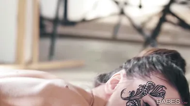 Cute model goes off when she is in front of the camera