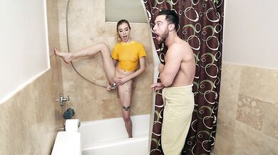 Haley Reed gets really dirty in the shower