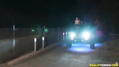 Whoooo Springbreak! Put it in! Whooo!