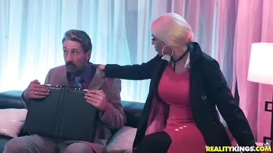 Squirter Sodomite Luna Star Snatches Briefcase