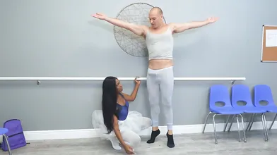 The T-Pose makes Ebony Gal Xtremely Wet!