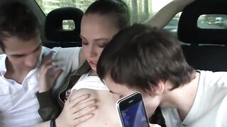 Sexy Hanna Gangbang Double Penetration