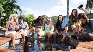 Party Crew has 1 More Old vs. Young XXX Action by the Pool