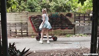 Reality Kings: Scooting, Flashing & Fucking on XPORN