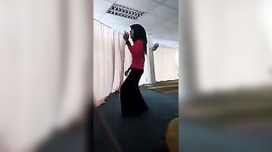 tudung dance