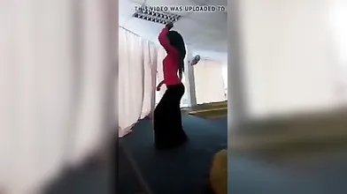 tudung dance