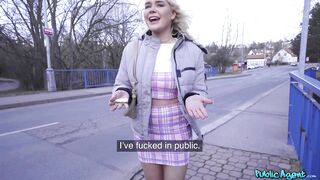 A Penis a Day keeps the Doctor Away - Amateur Pickups