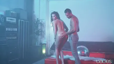 Cock frenzied Elena Koshka devours pretty boy's dick