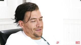 Jessa Rhodes finishes Stretching - on a Big Dick!