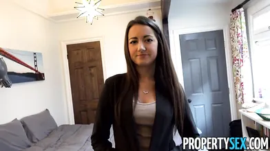 Young realtor Lily getting boned by client