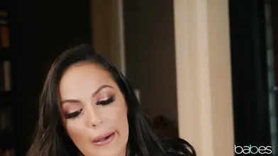 Huge Titties cost Huge Moniez! - Tiftfucking w Sofi Ryan